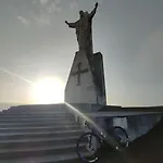 Atico Mirador Del Naranco, Parking Gratuito En Zona Residencial Y Alrededores Apartmán *