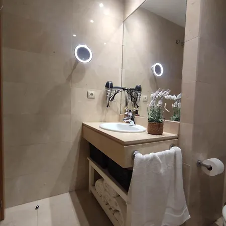 Appartement Atico Mirador Del Naranco, Parking Gratuito En Zona Residencial Y Alrededores Oviede