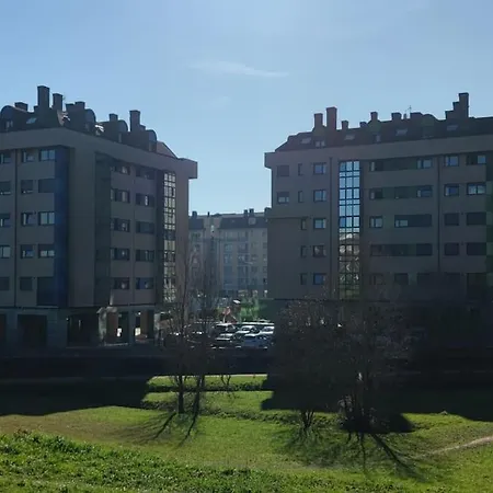 Apartmán Atico Mirador Del Naranco, Parking Gratuito En Zona Residencial Y Alrededores